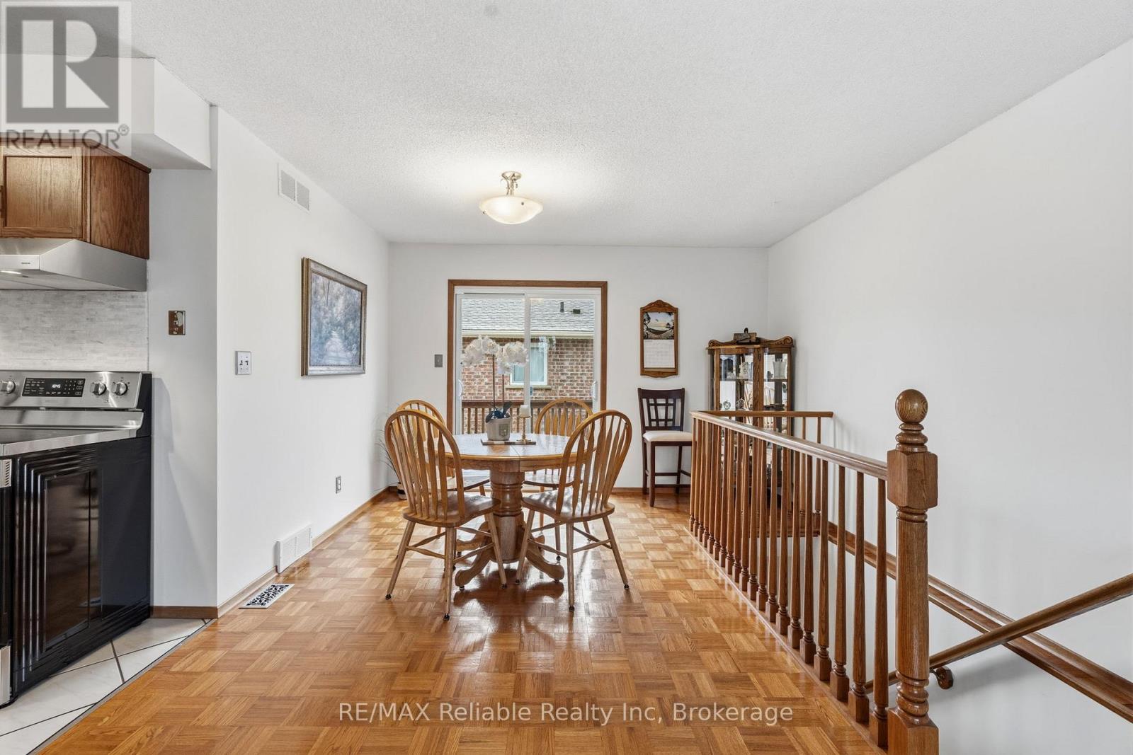 31 COBOURG STREET - 18