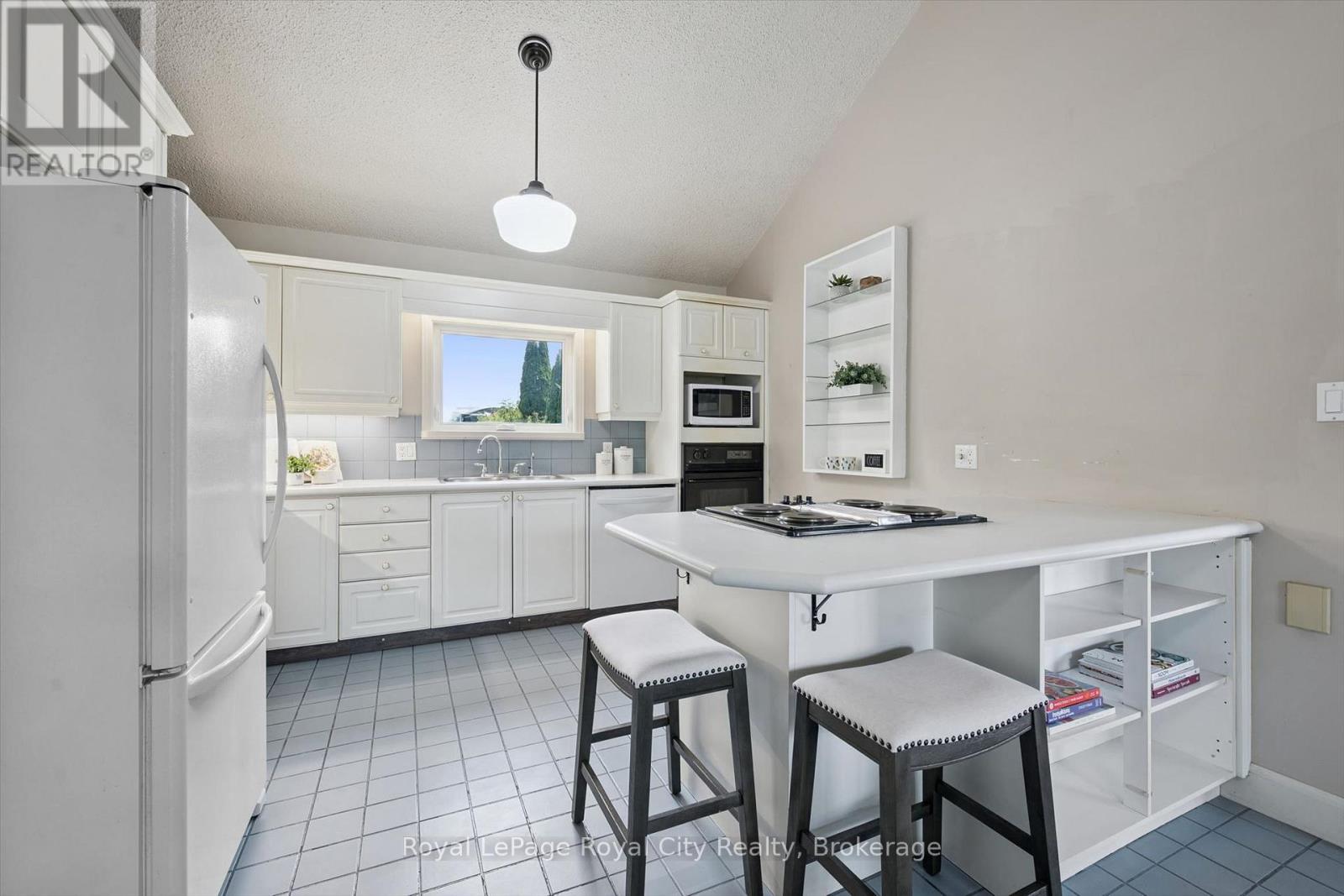 8060 WELLINGTON 18 ROAD - 12