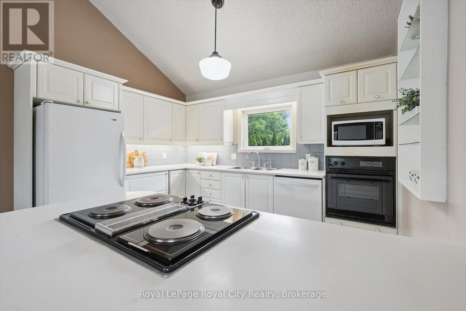 8060 WELLINGTON 18 ROAD - 13
