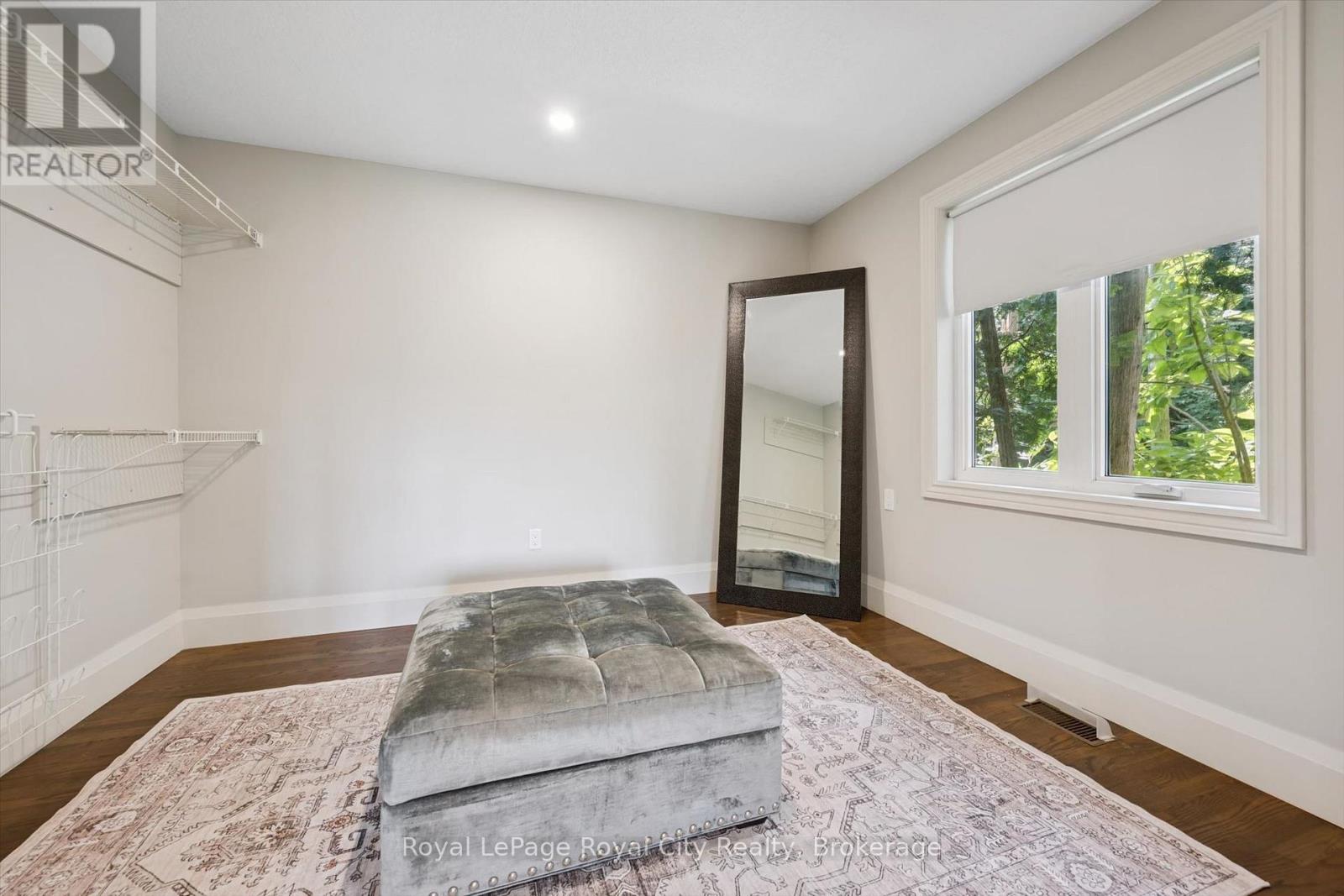 8060 WELLINGTON 18 ROAD - 22