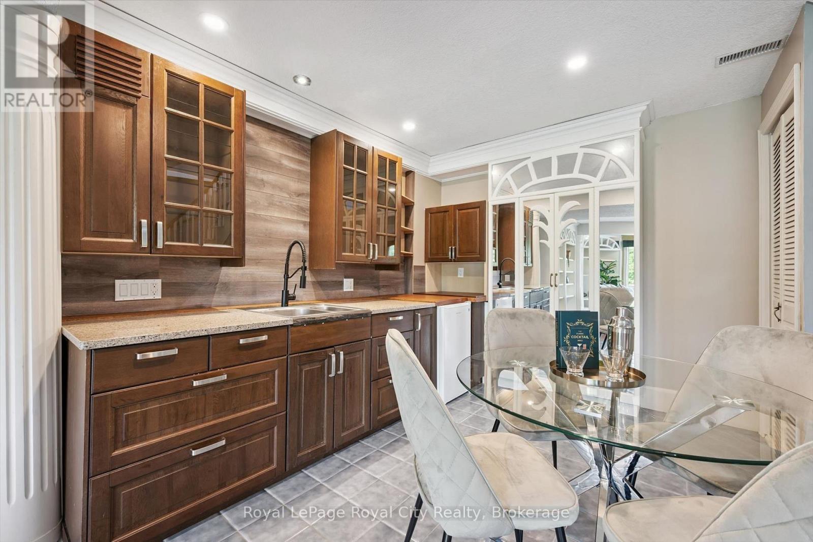 8060 WELLINGTON 18 ROAD - 28