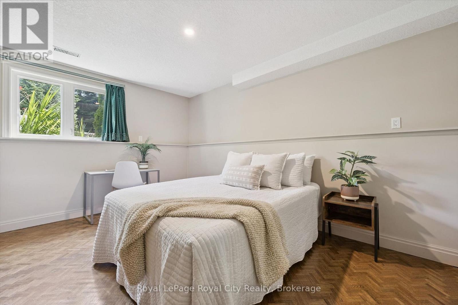8060 WELLINGTON 18 ROAD - 34