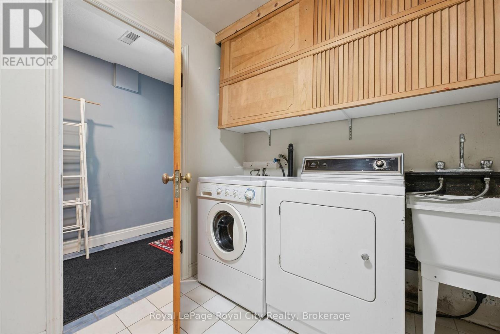 8060 WELLINGTON 18 ROAD - 36