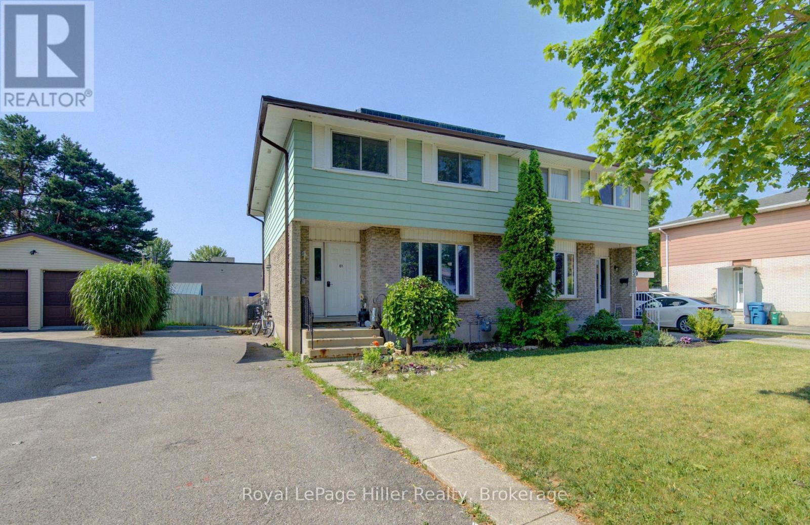 61 BABB CRESCENT - 1