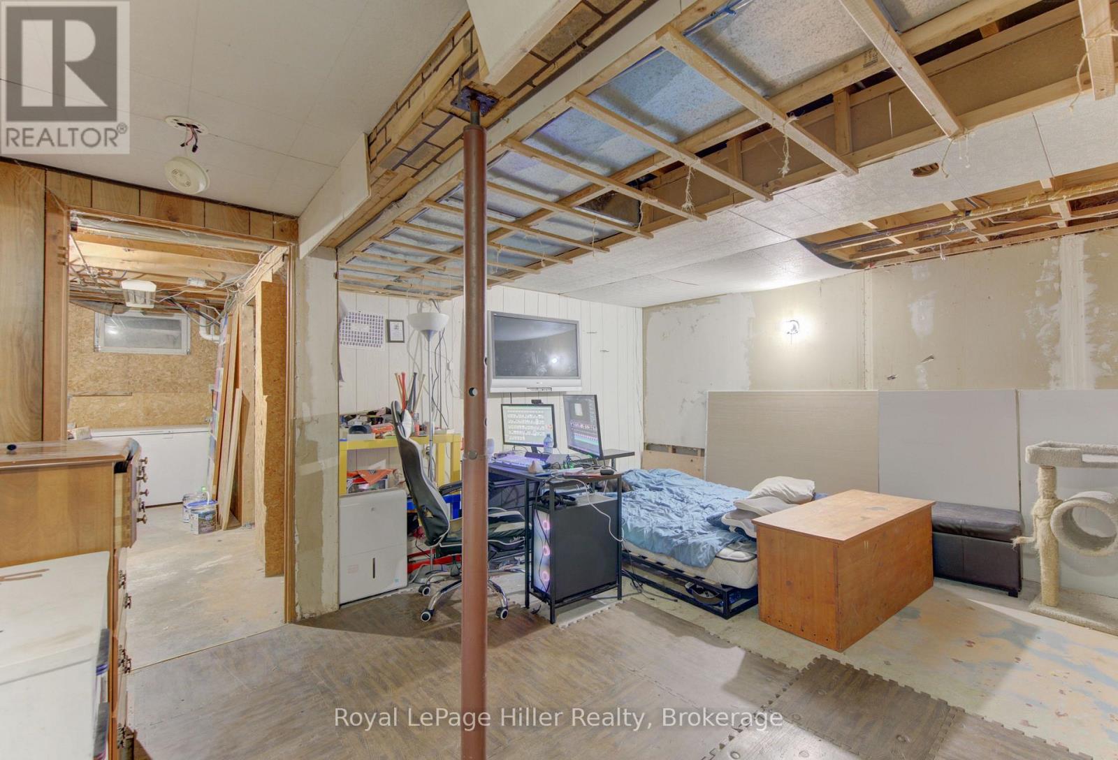 61 BABB CRESCENT - 18