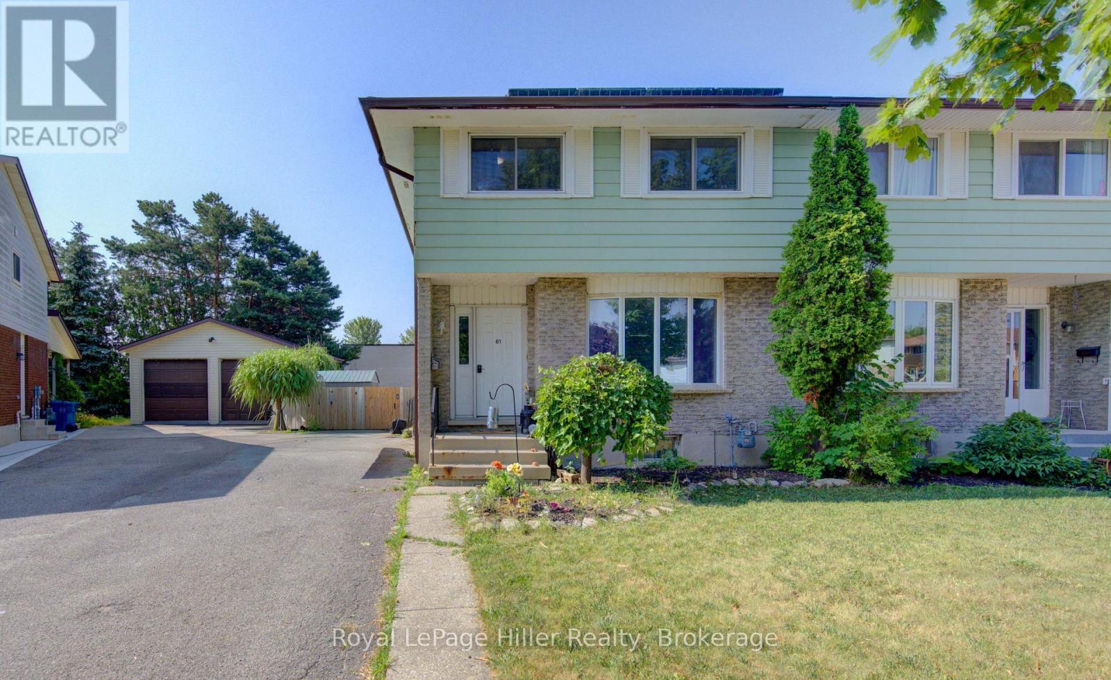 61 BABB CRESCENT - 2