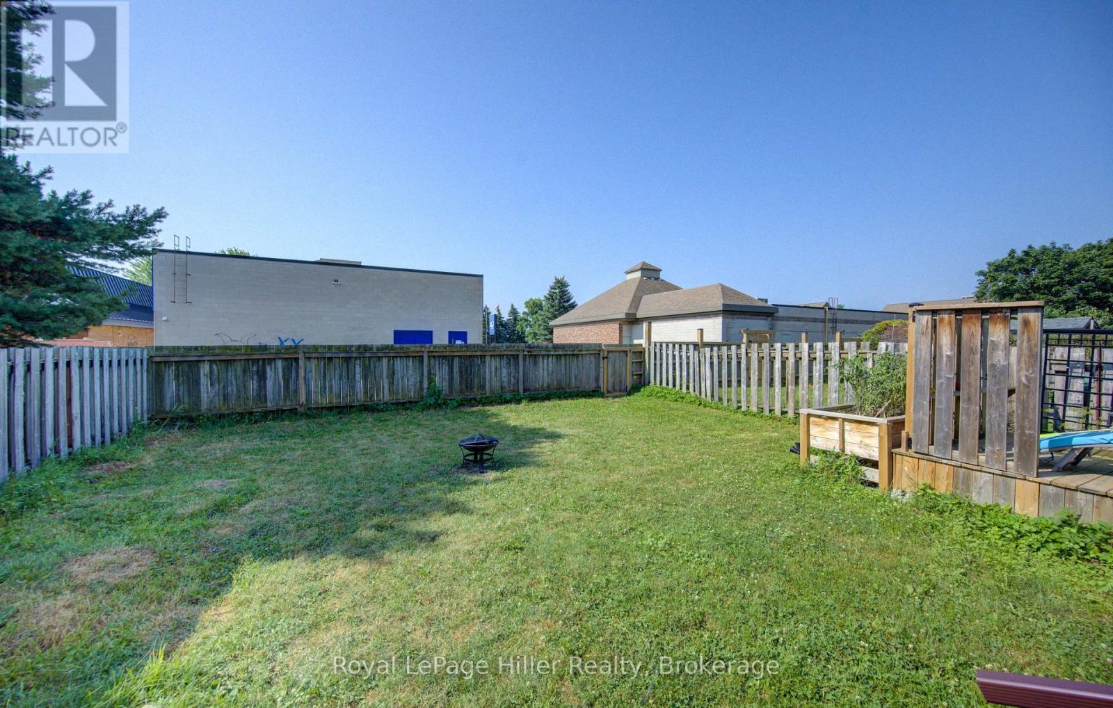 61 BABB CRESCENT - 20