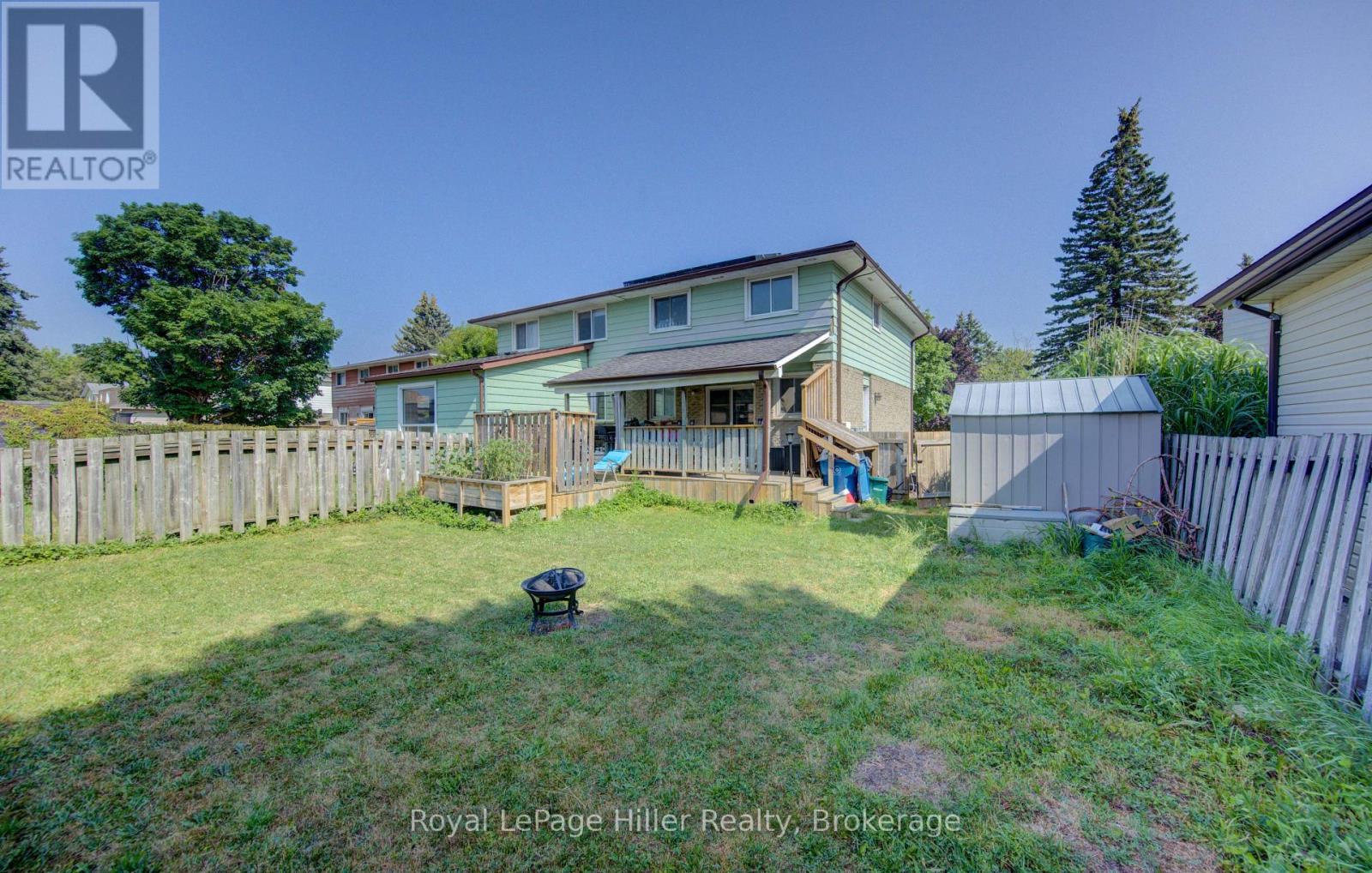 61 BABB CRESCENT - 21
