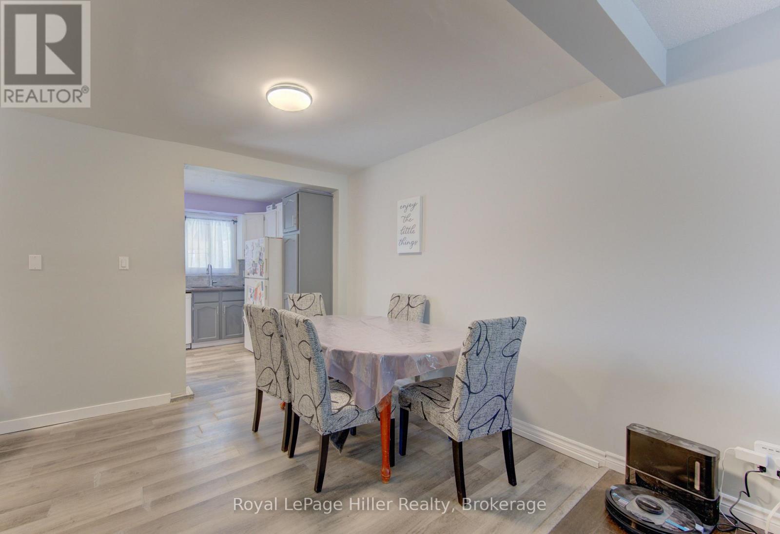 61 BABB CRESCENT - 6