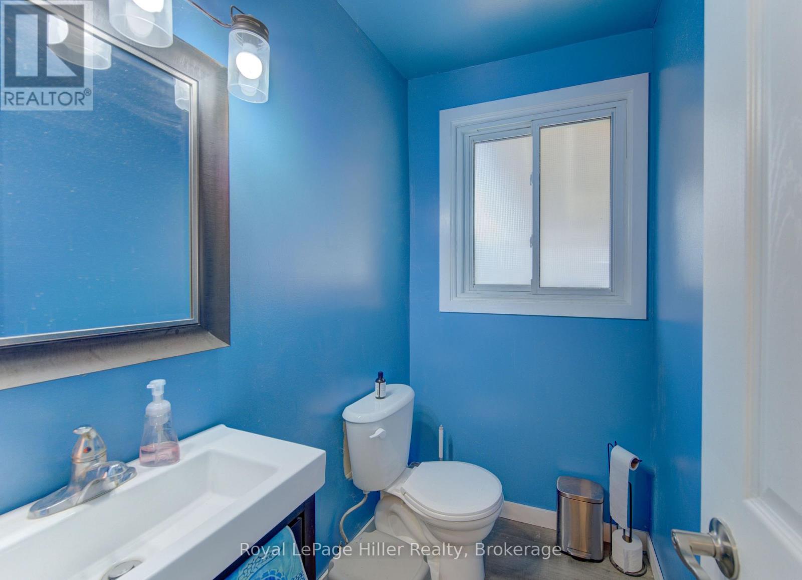 61 BABB CRESCENT - 7