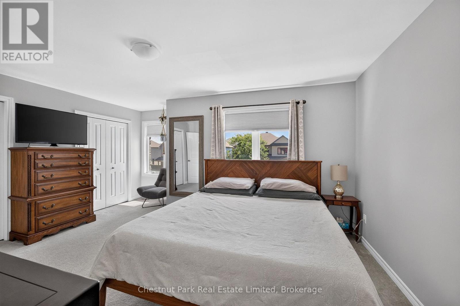 239 KING STREET - 24