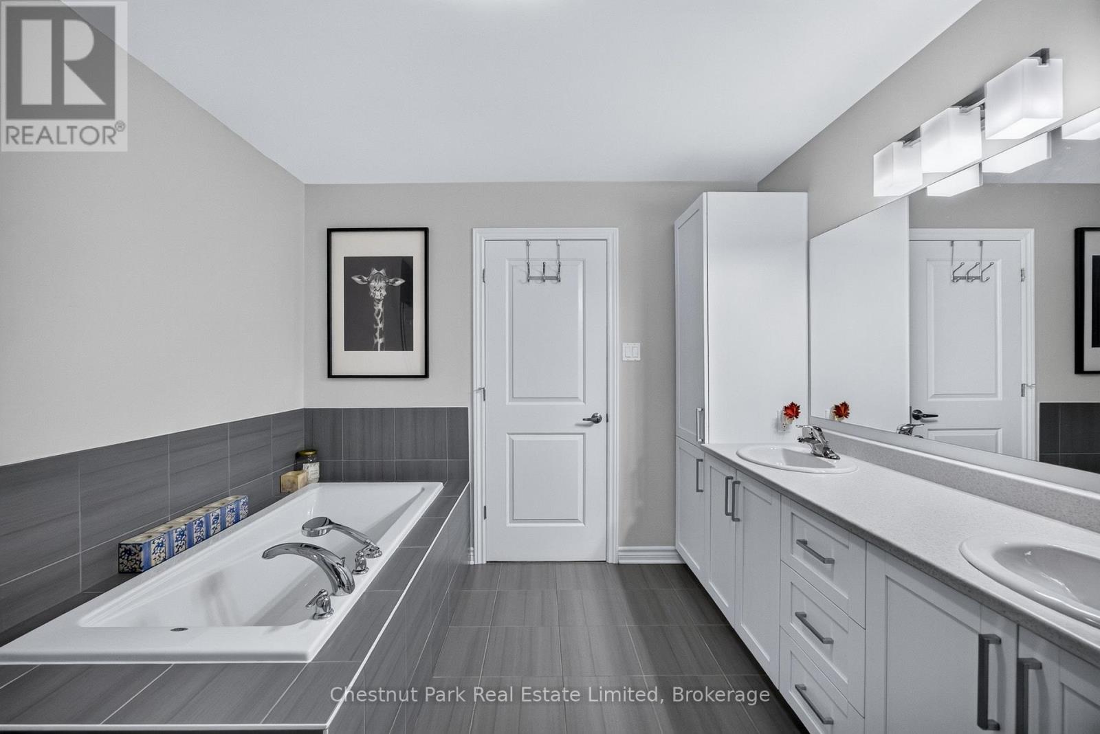 239 KING STREET - 34
