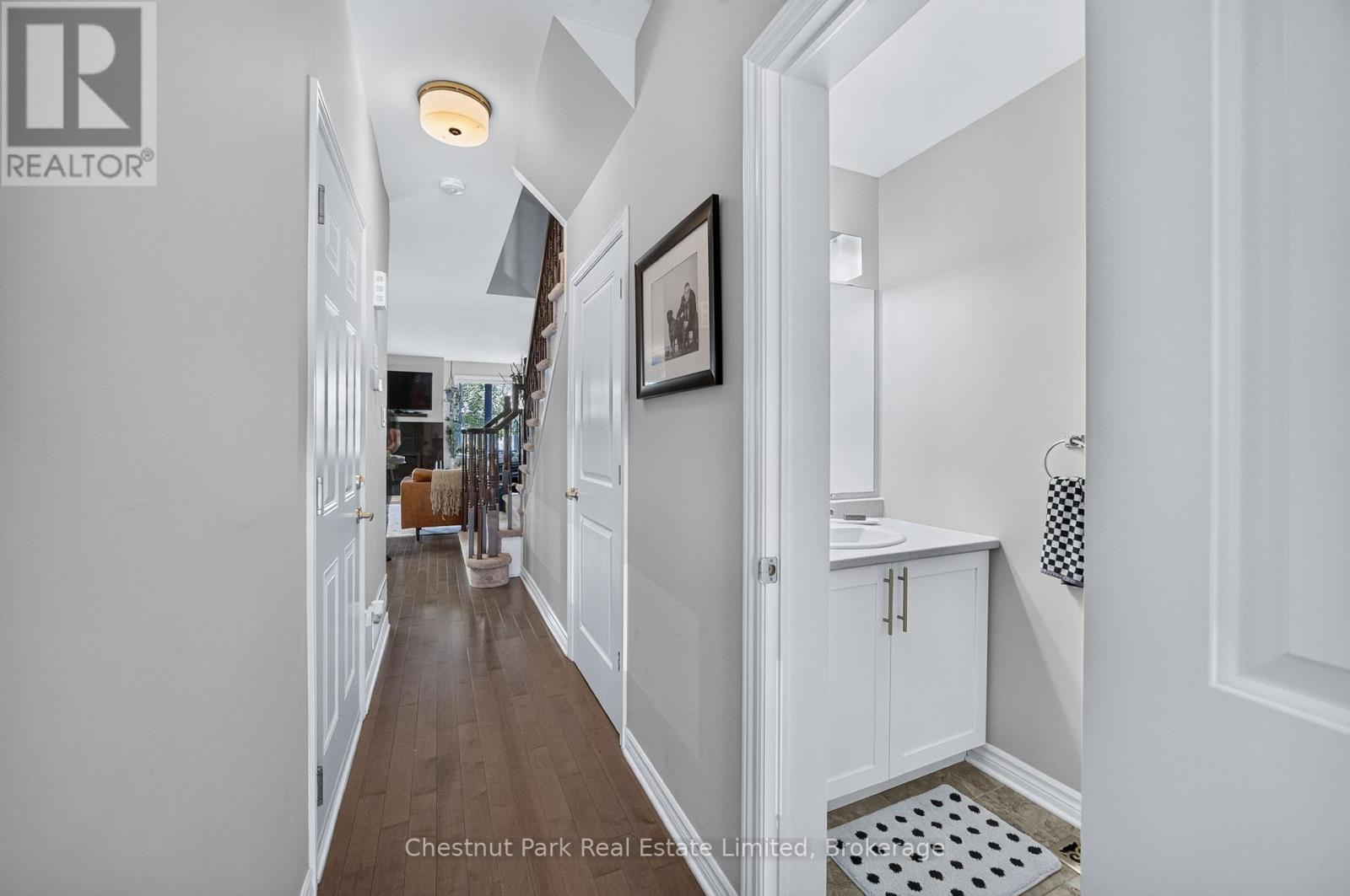 239 KING STREET - 6