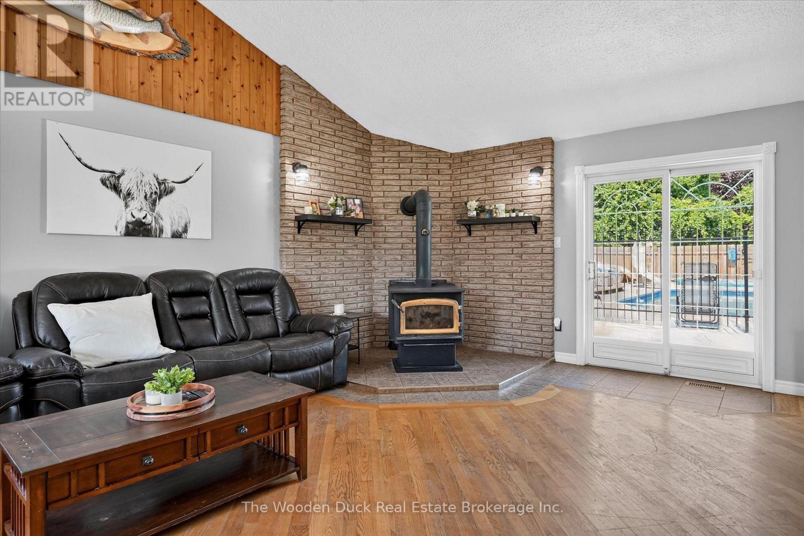 20 VOLLERING ROAD - 16
