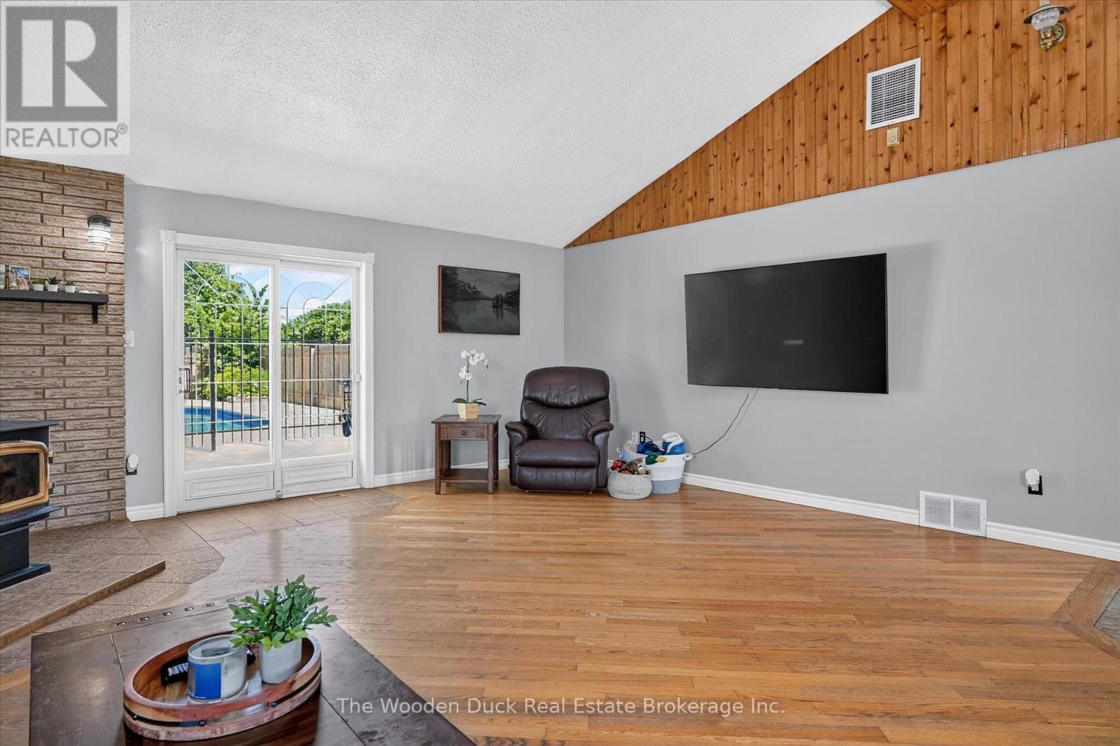 20 VOLLERING ROAD - 17