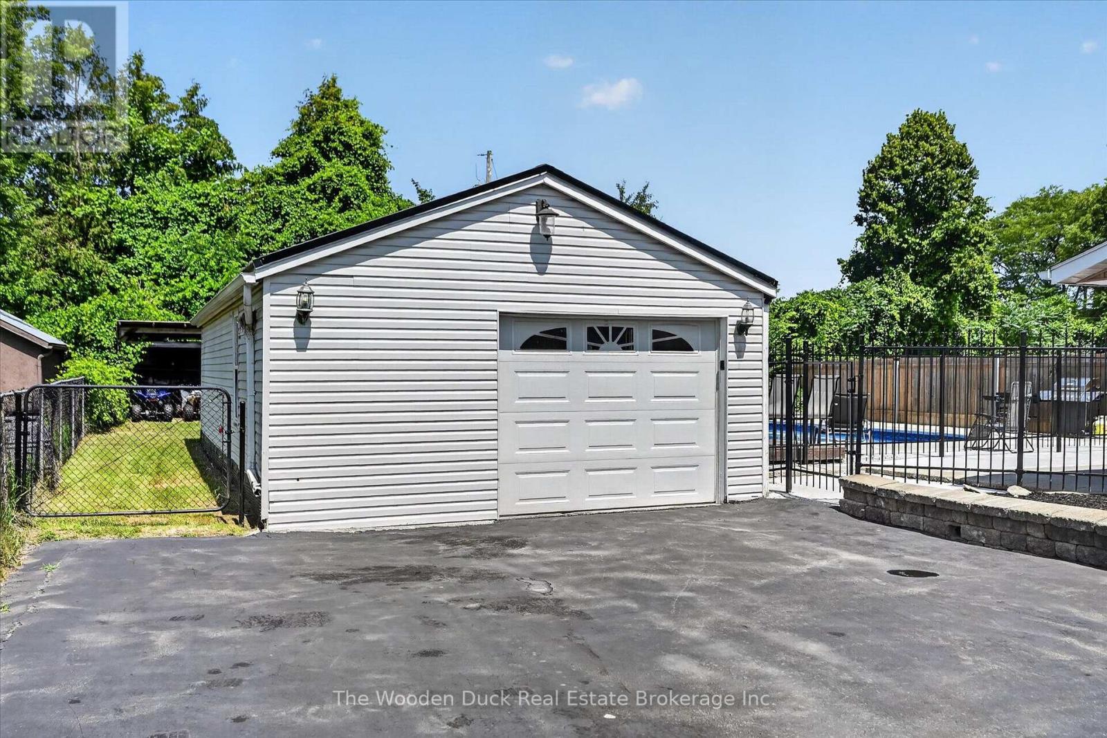 20 VOLLERING ROAD - 43