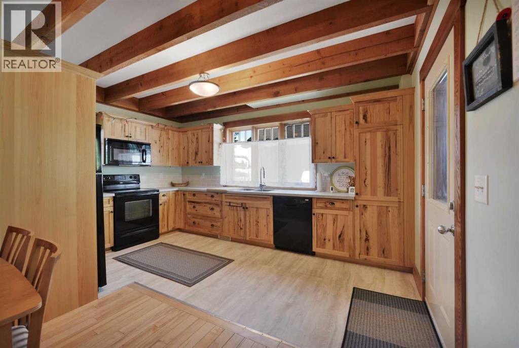 460 Summer Crescent - 11
