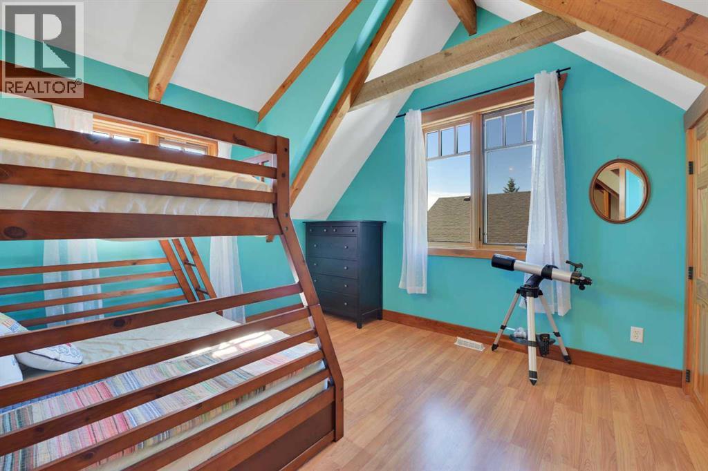 460 Summer Crescent - 27