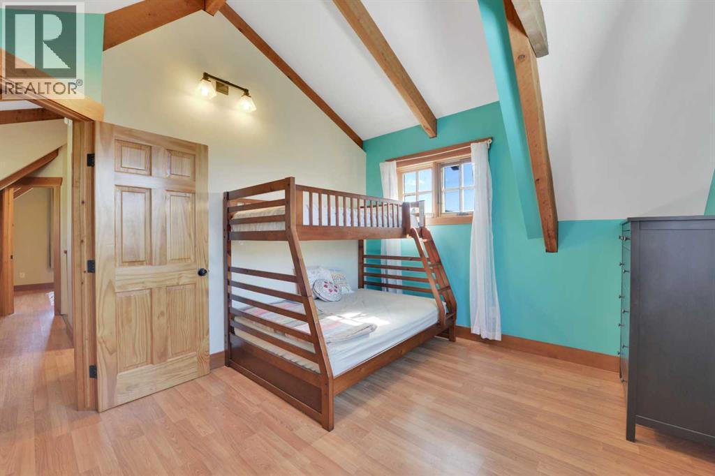 460 Summer Crescent - 28
