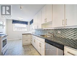Bathroom - Upper - 80 Alamosa Drive, Toronto, ON M2J2N9 Photo 7