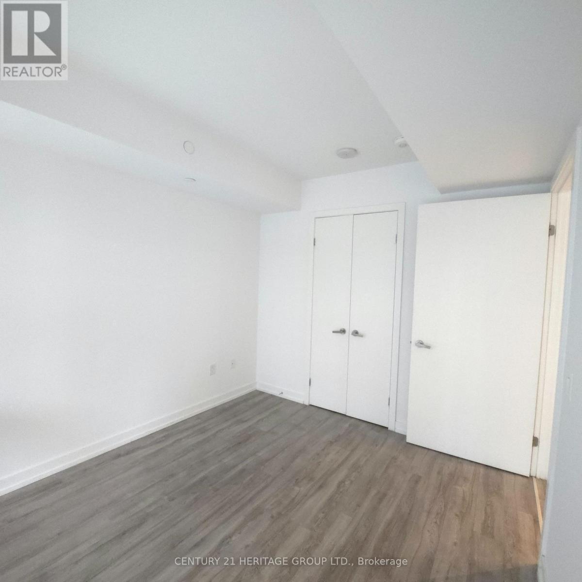 #603 77 SHUTER STREET - 13