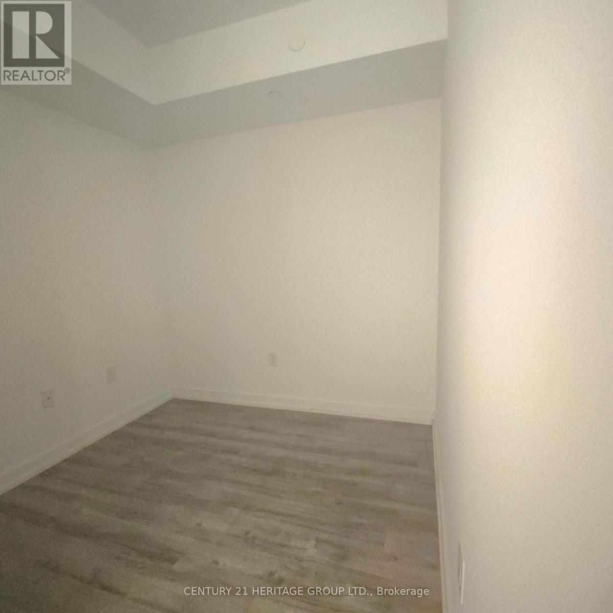 #603 77 SHUTER STREET - 7