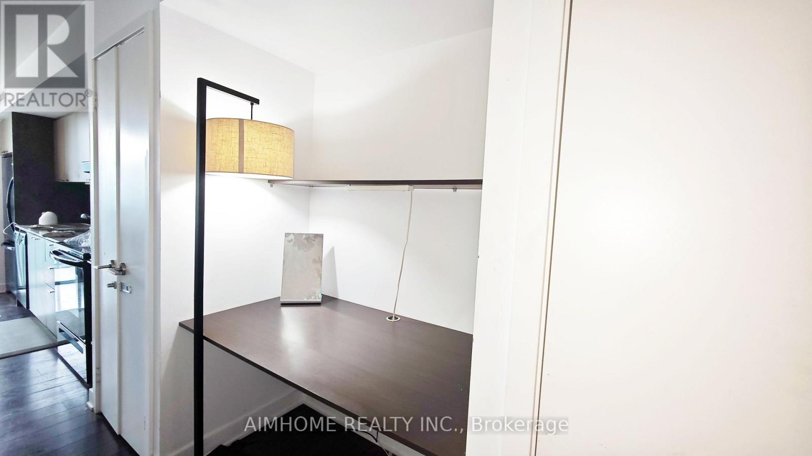 #1510 110 CHARLES STREET E - 15