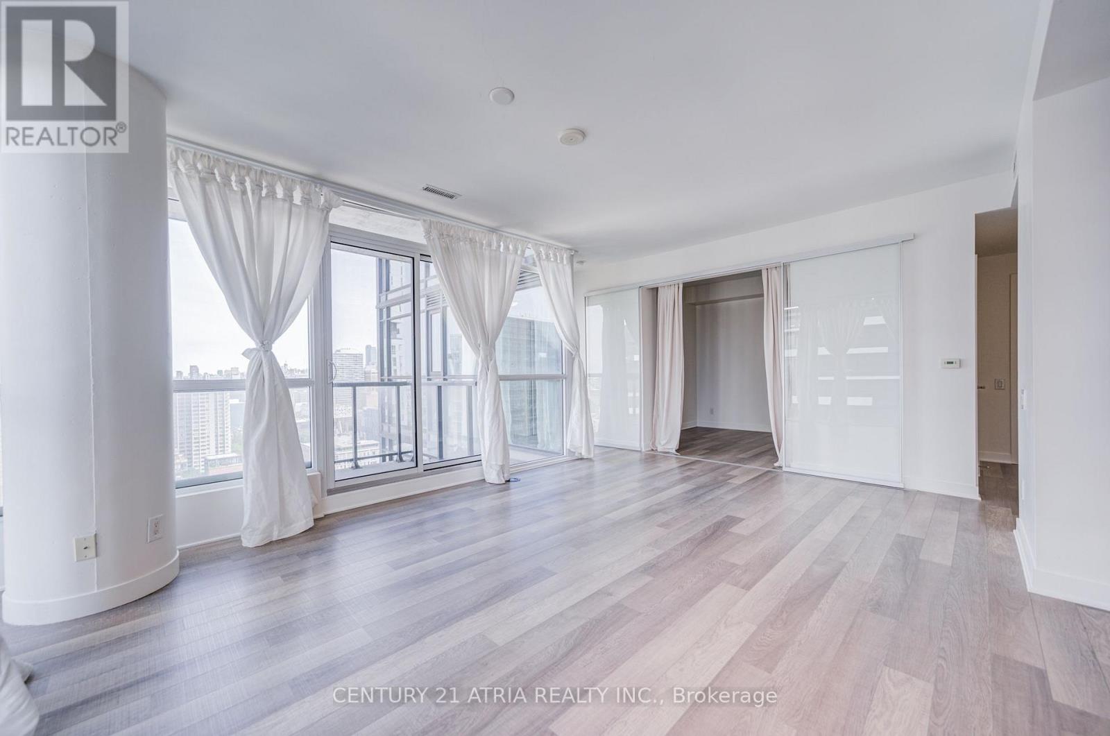 #2404 290 ADELAIDE STREET W - 14