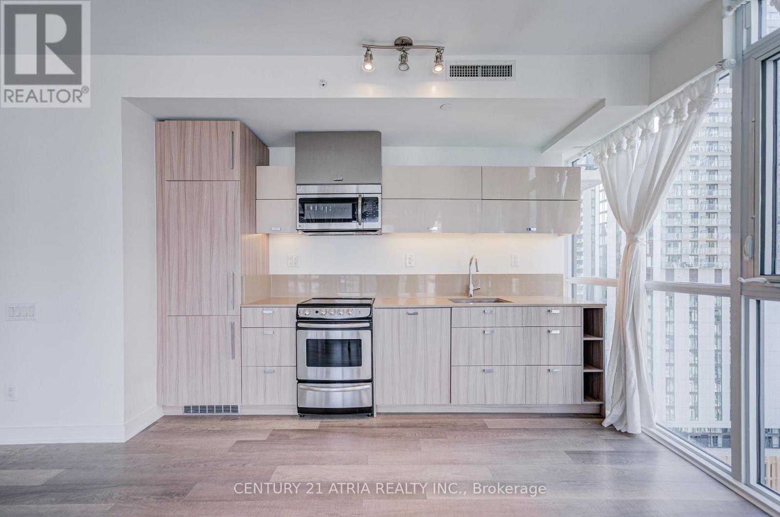 #2404 290 ADELAIDE STREET W - 15