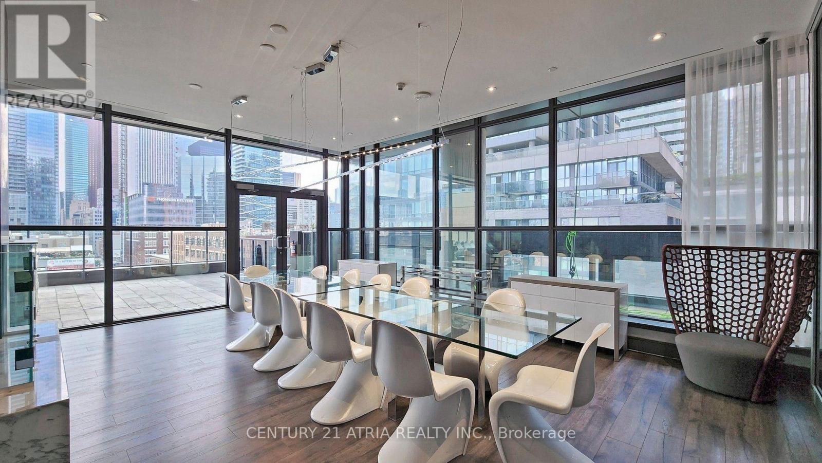 #2404 290 ADELAIDE STREET W - 23