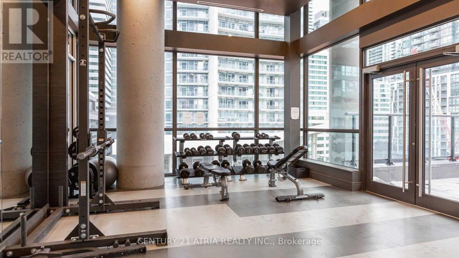 #2404 290 ADELAIDE STREET W - 27