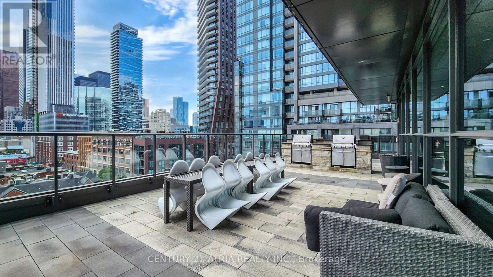 #2404 290 ADELAIDE STREET W - 30