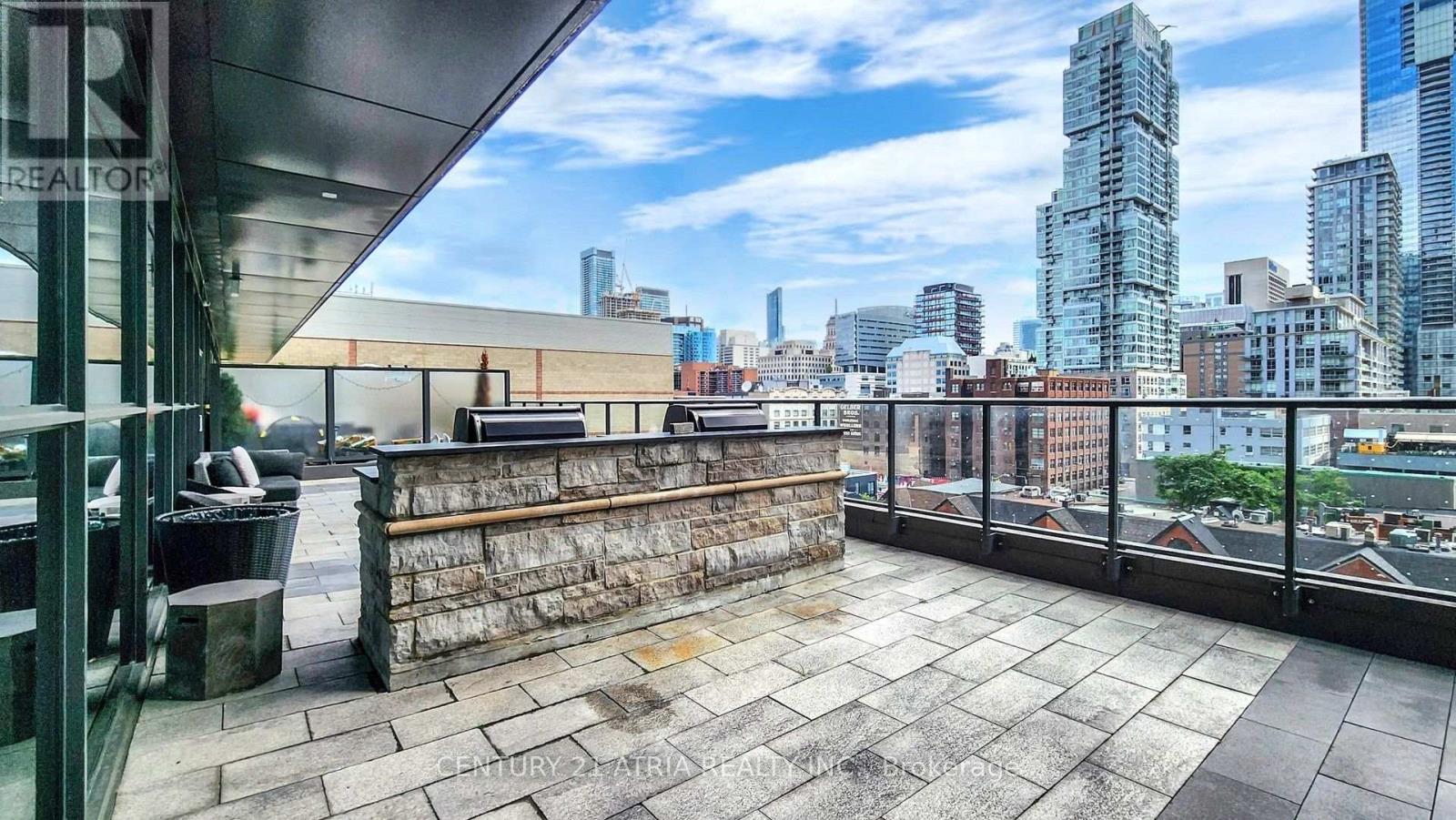 #2404 290 ADELAIDE STREET W - 31