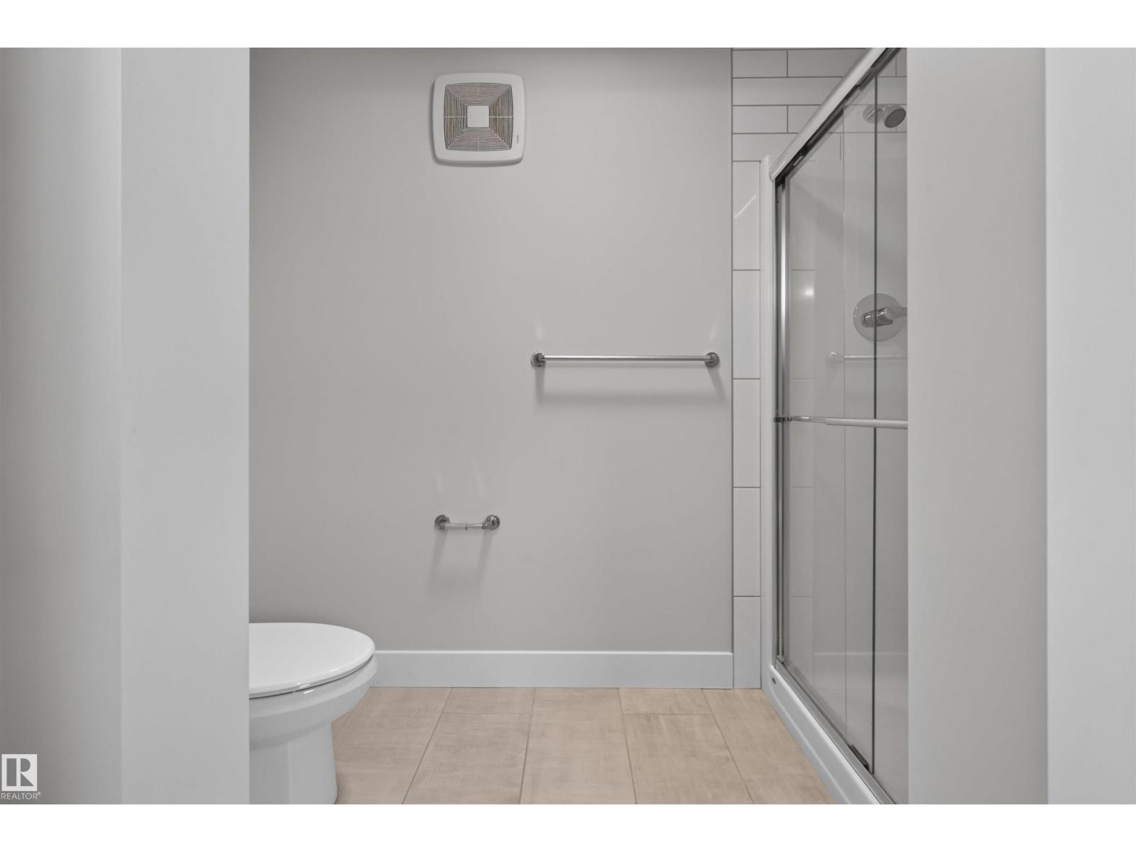 22916 95 AV NW - 20
