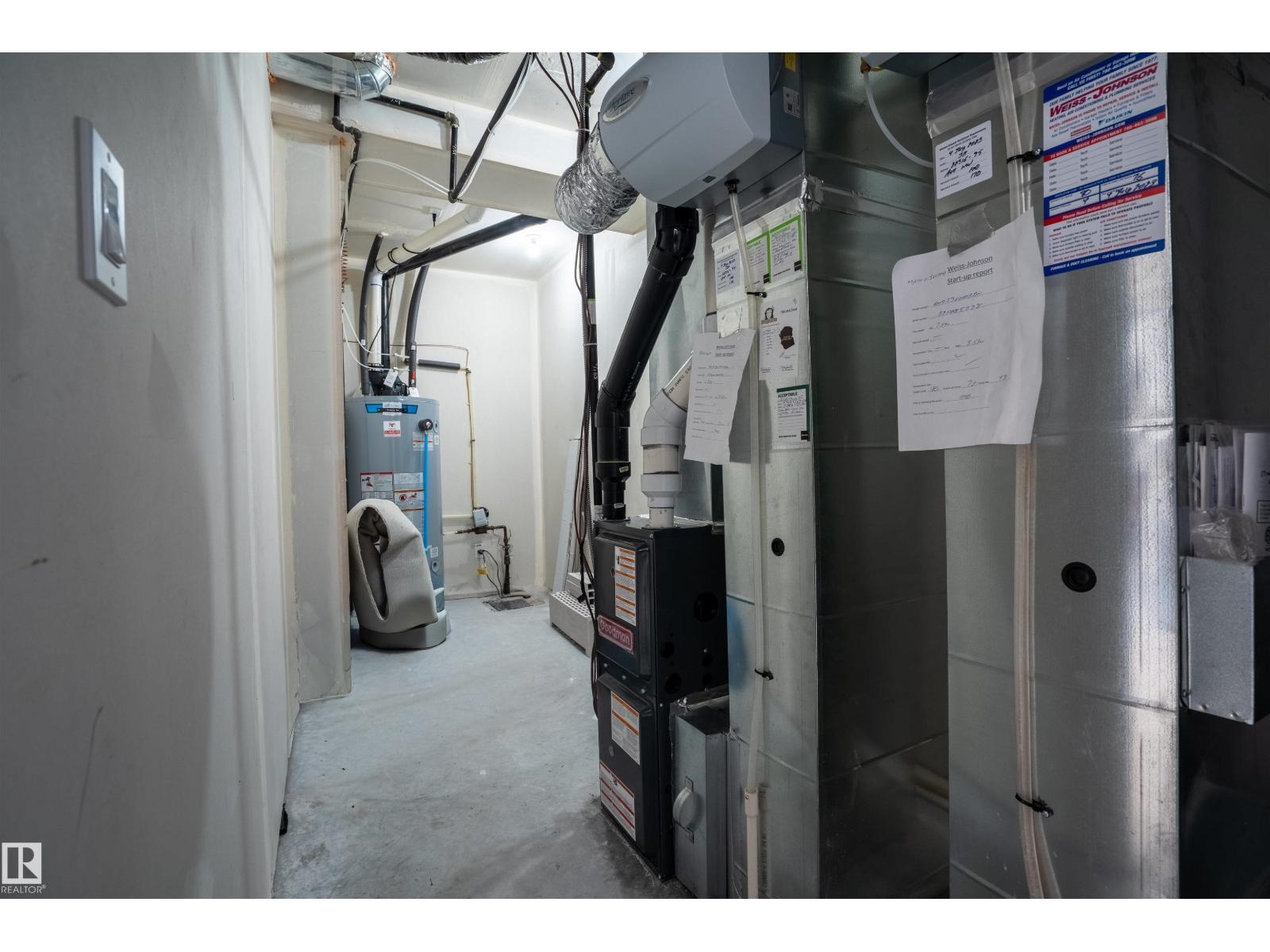 22916 95 AV NW - 31