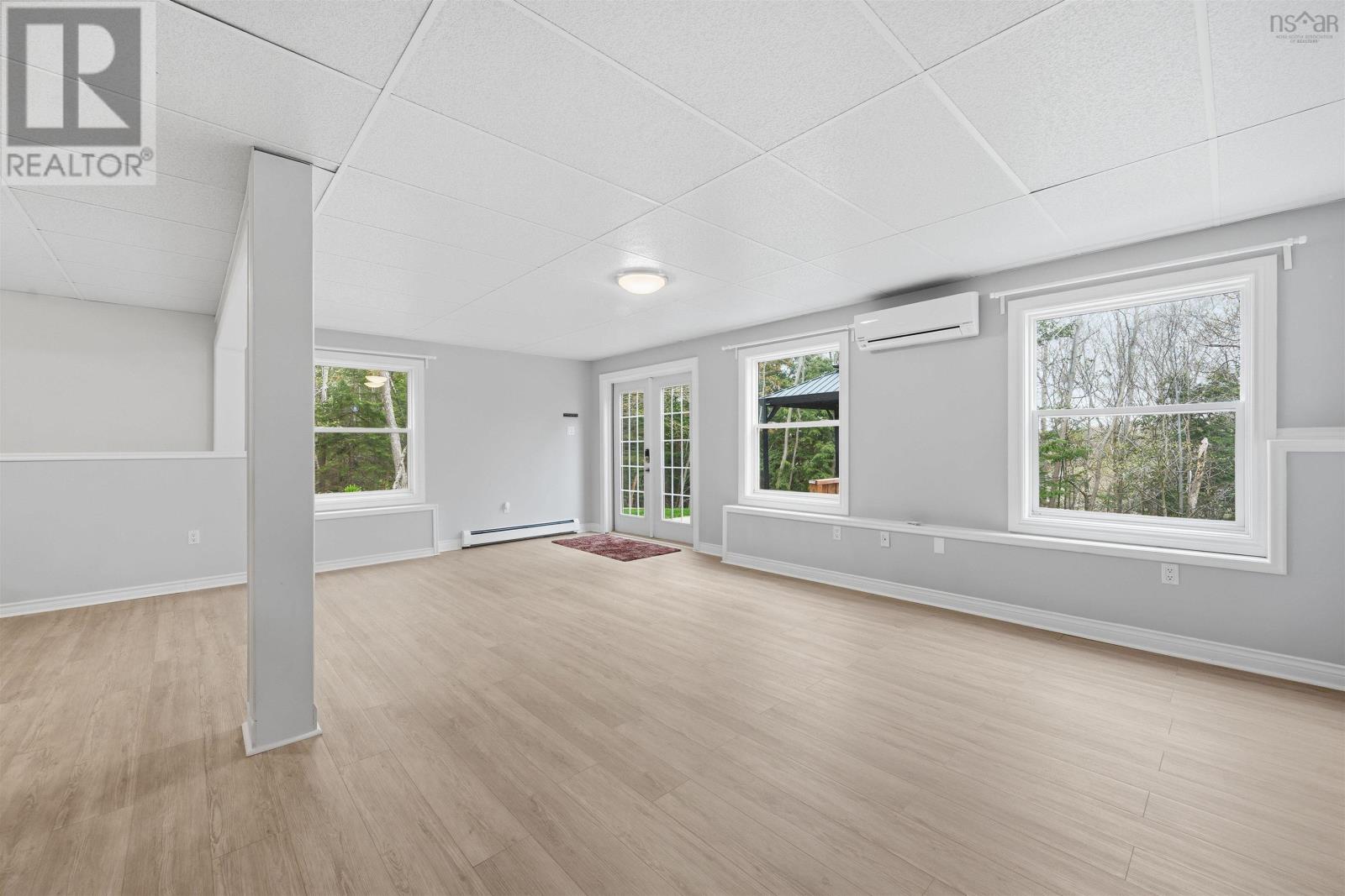 90 Lincolnshire Drive - 43