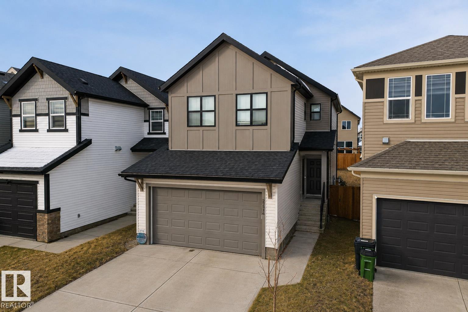 22916 95 AV NW - 32