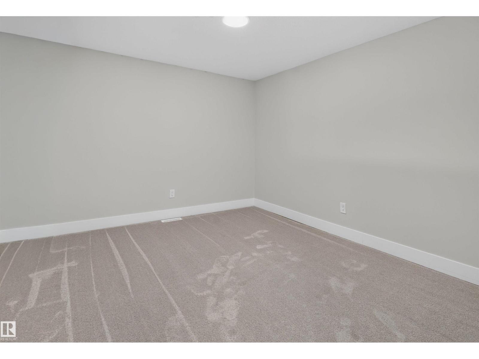22916 95 AV NW - 15