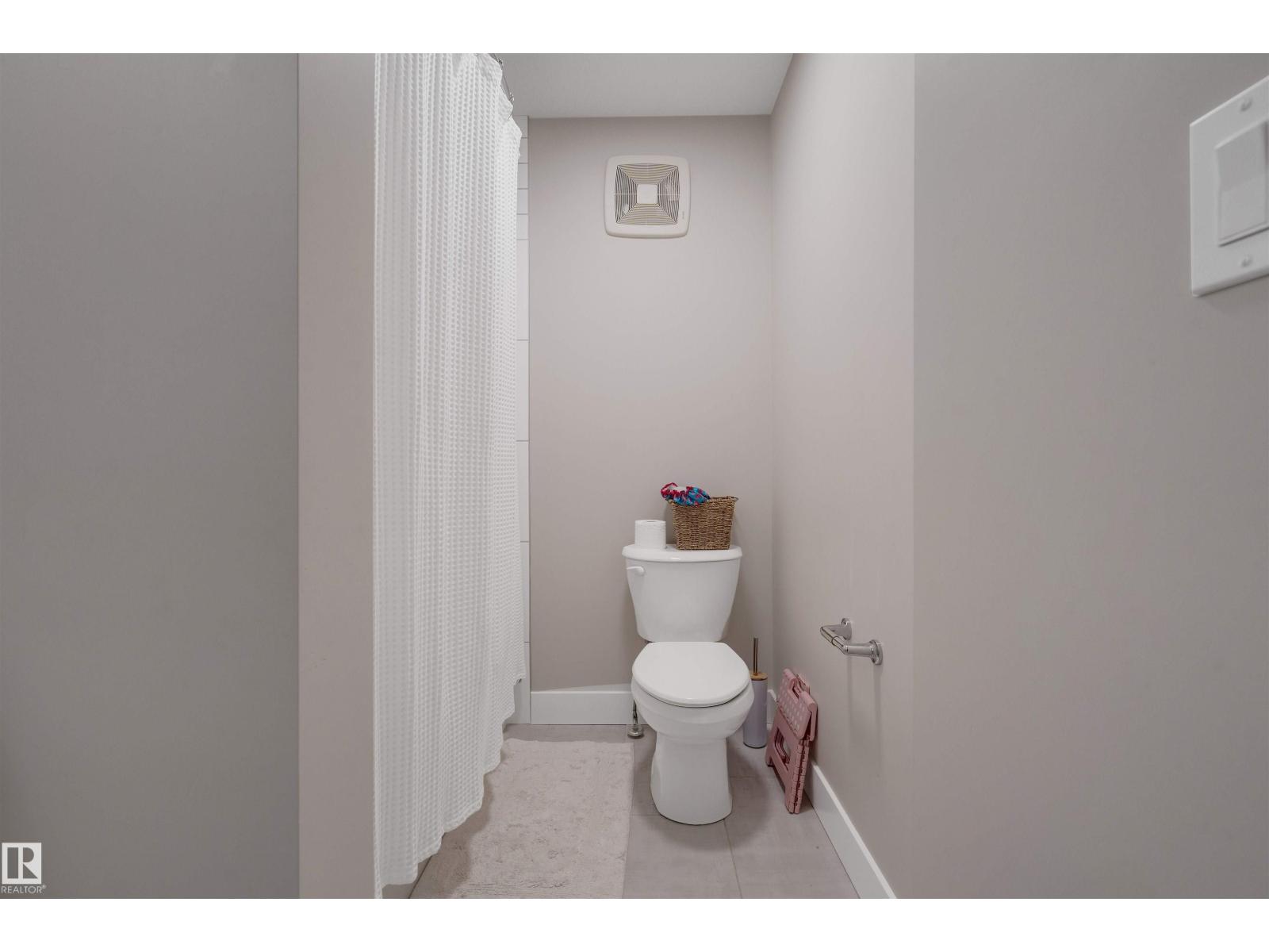 22916 95 AV NW - 23