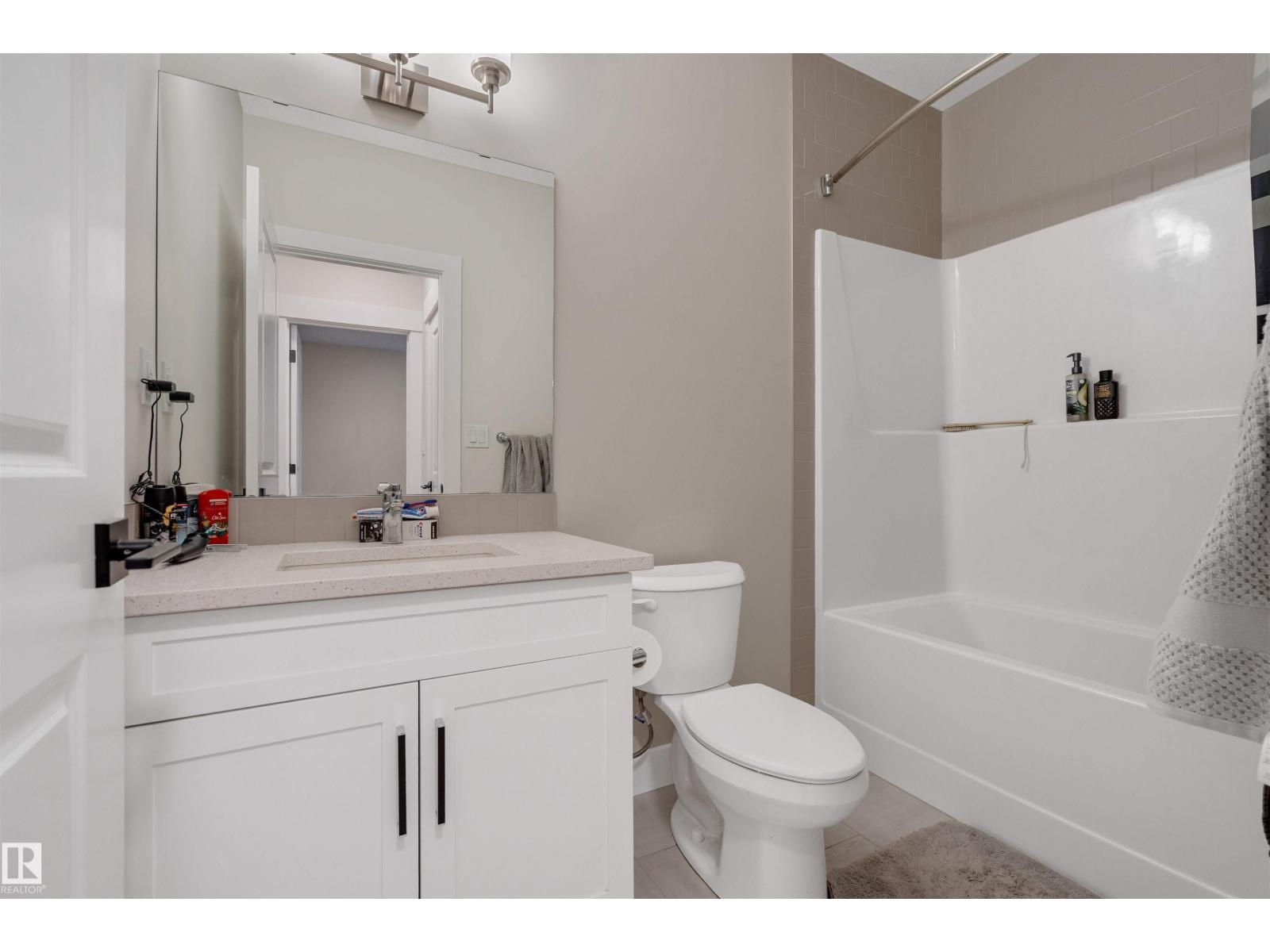 22916 95 AV NW - 29