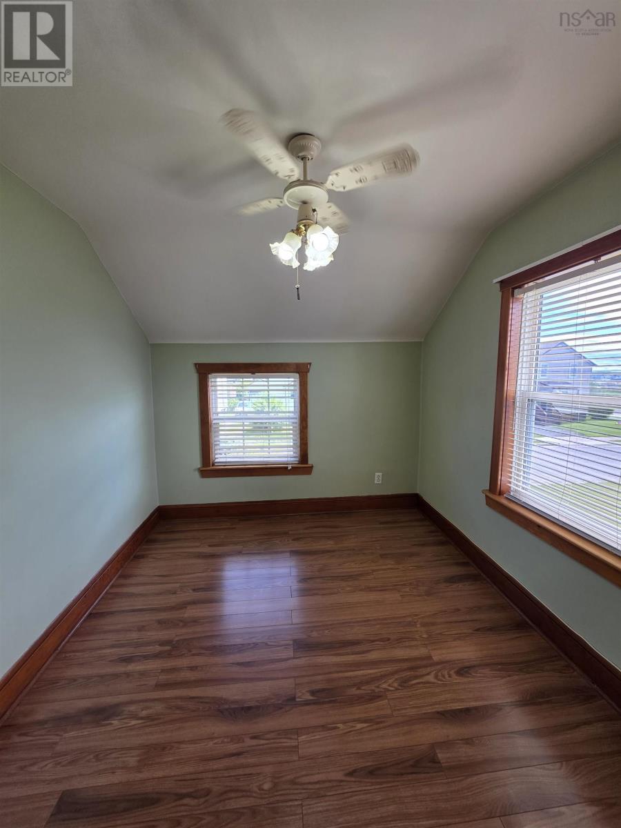 73 Taylor Street - 13