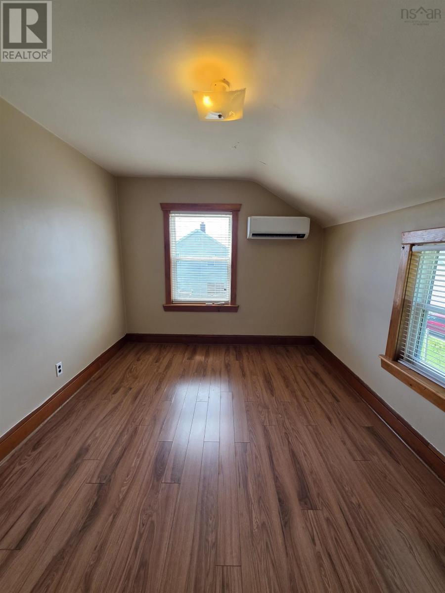 73 Taylor Street - 12