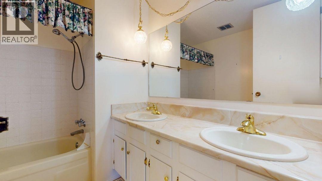 2608 2nd Street S - 32