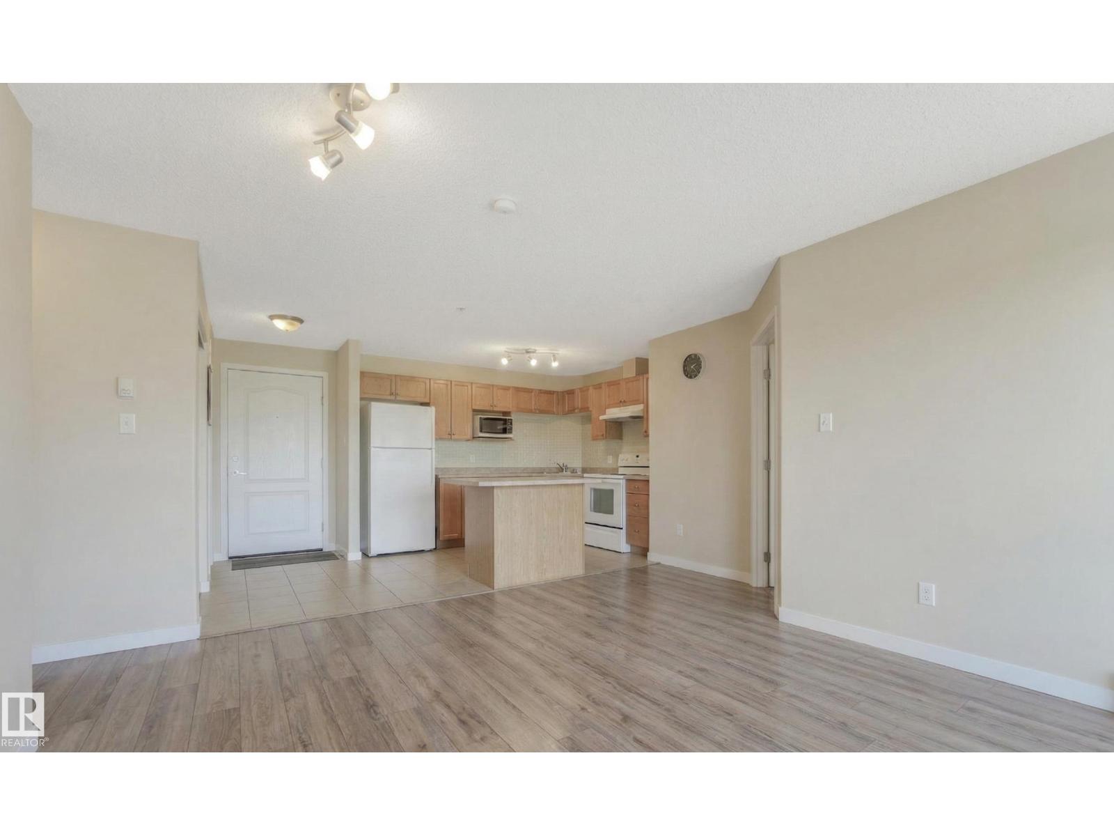 #6211 7331 SOUTH TERWILLEGAR DR NW - 4