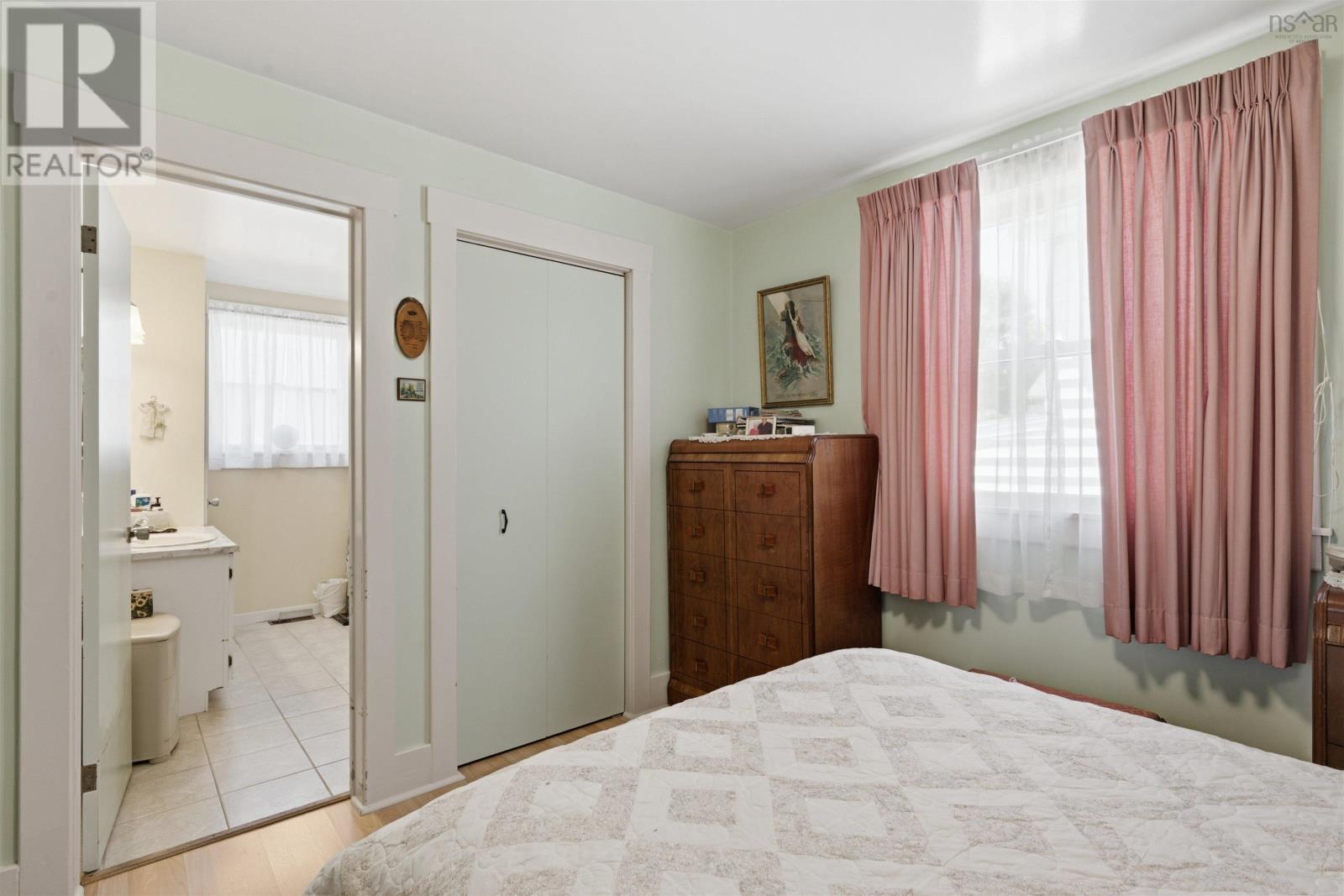 3360 Albert Street - 20