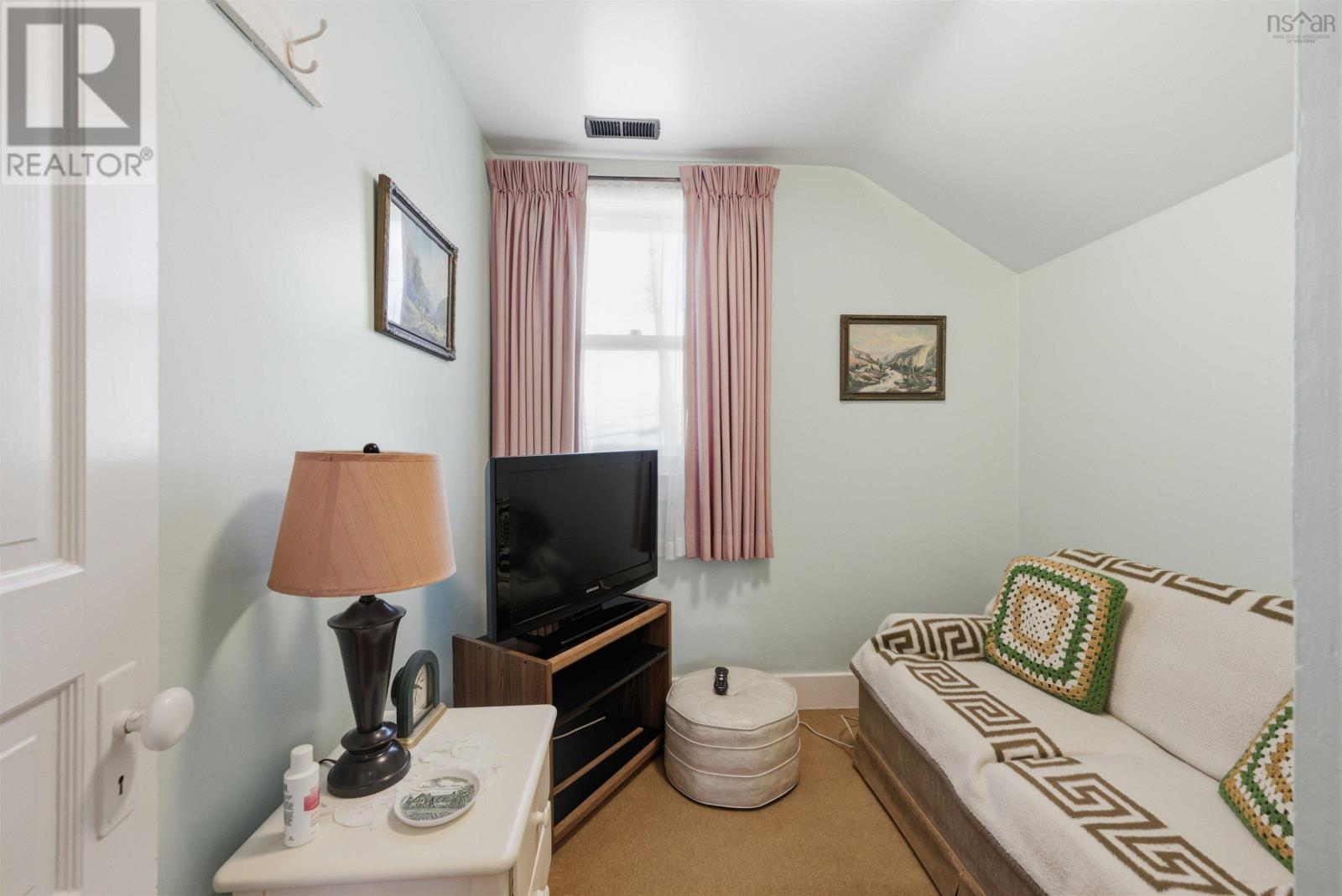 3360 Albert Street - 28