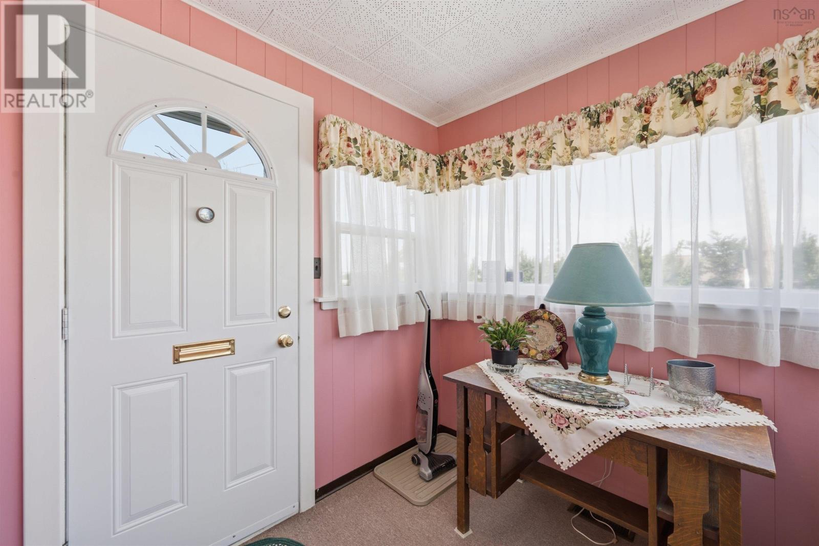3360 Albert Street - 5