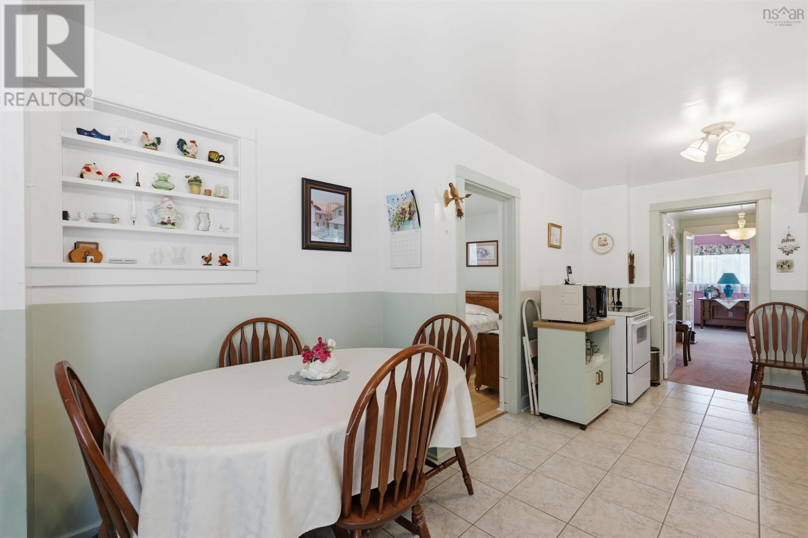 3360 Albert Street - 14