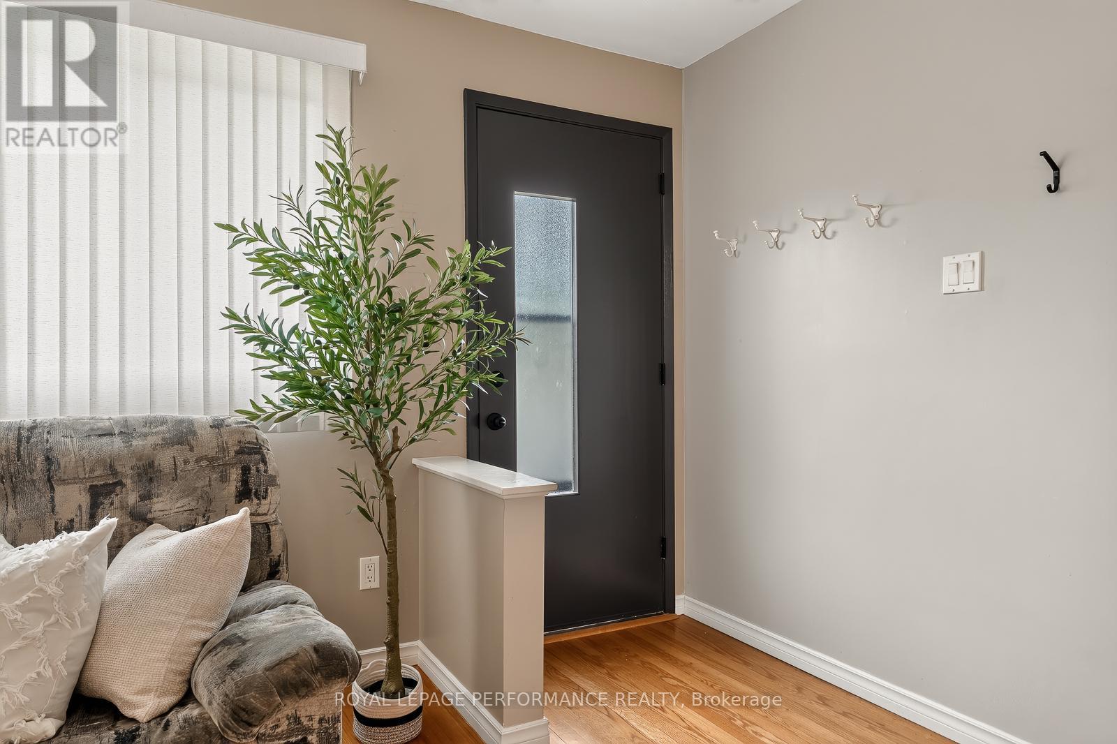 898 Charleswood Avenue