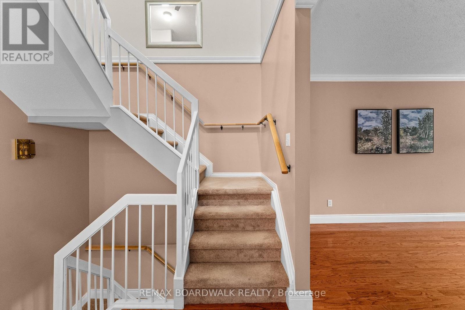 22 EAGLEVIEW STREET - 20